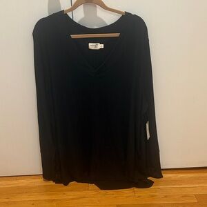 V-Neck Long Sleeve Waffled-Textured shirt